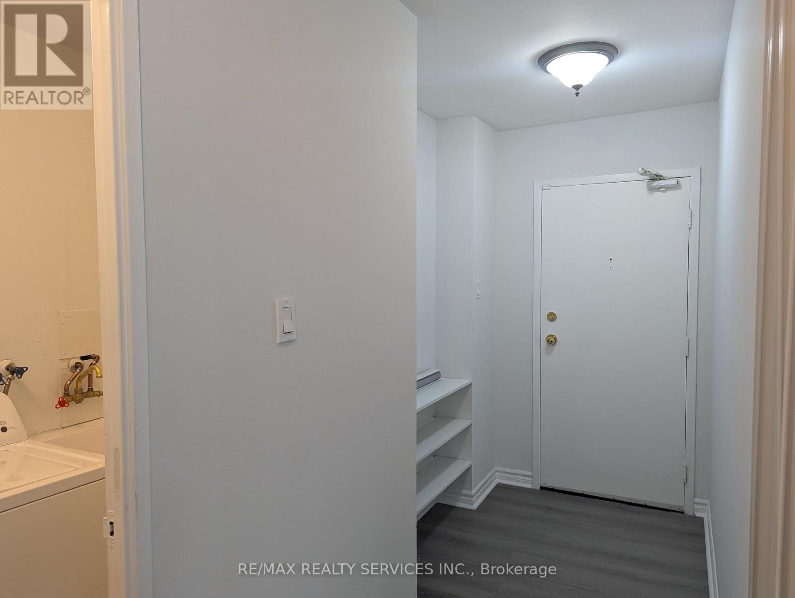 94 - 2001 Bonnymede Drive, Mississauga, Ontario L5J 4H8 - Photo 6 - W13855524