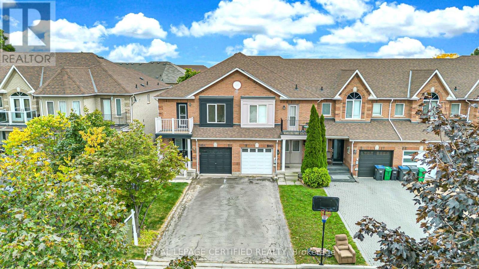 3864 Coachman Circle, Mississauga, Ontario  L5M 6R4 - Photo 4 - W13855592