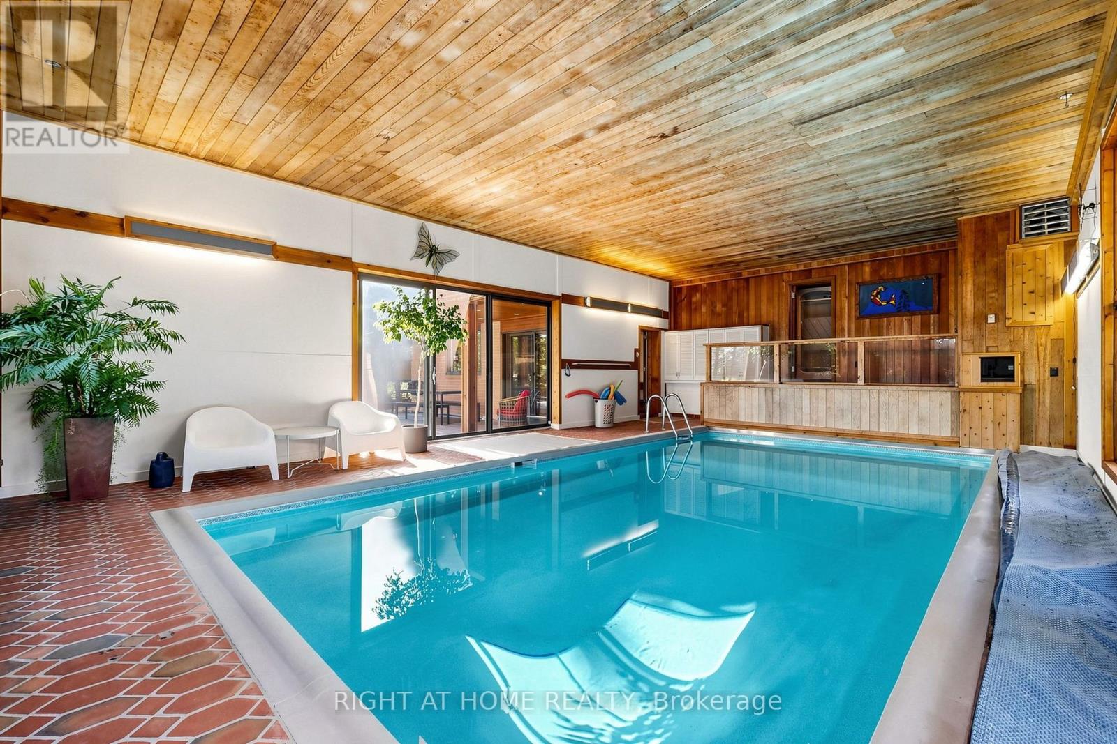 4 Grovetree Road, Toronto, Ontario  M9V 2Y2 - Photo 48 - W13836574