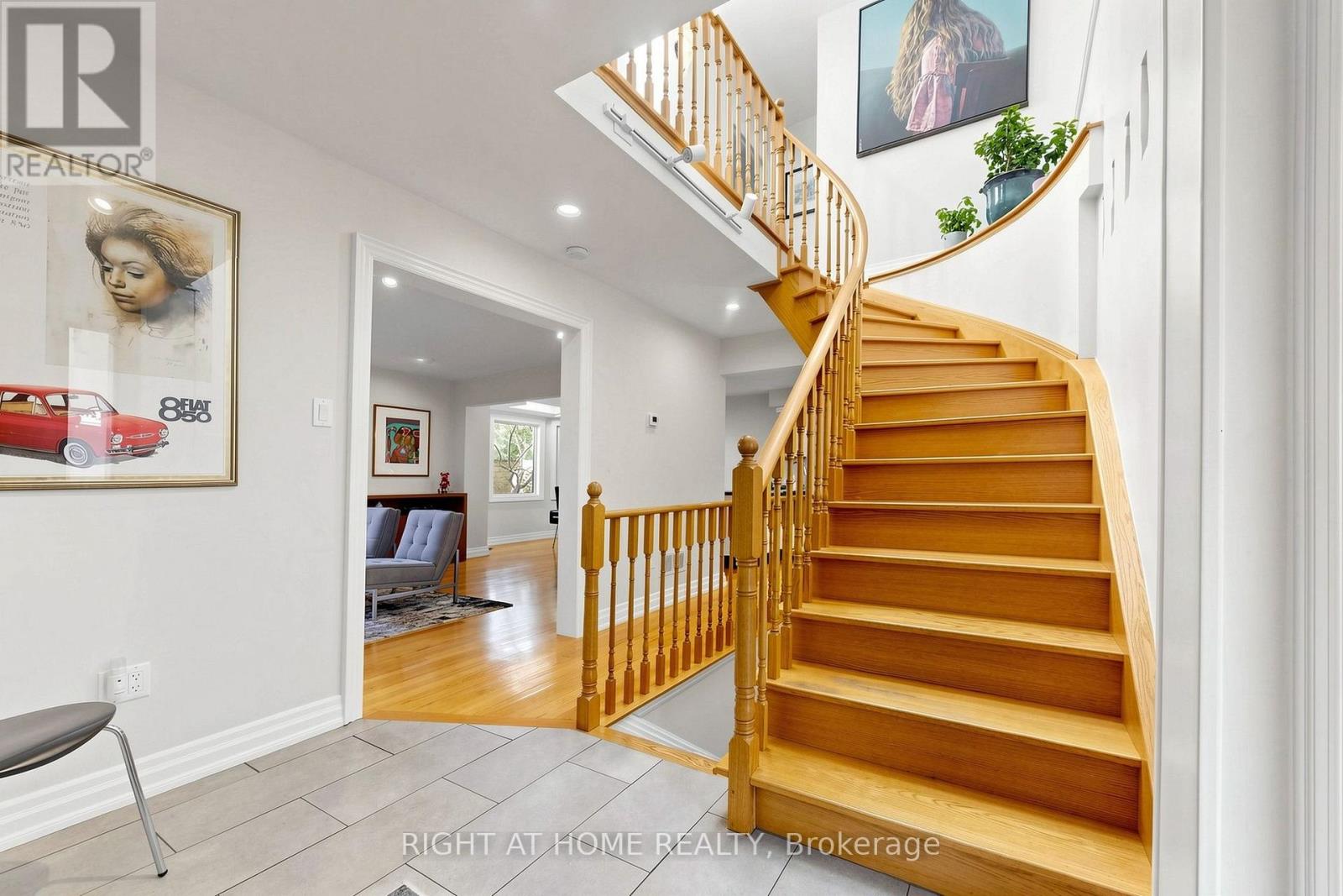4 Grovetree Road, Toronto, Ontario  M9V 2Y2 - Photo 13 - W13836574