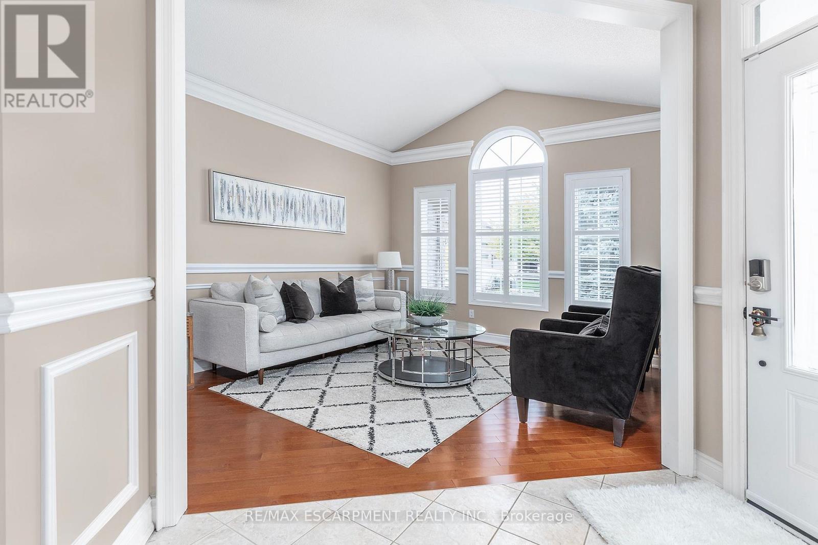 151 Moore Crescent, Hamilton, Ontario  L9G 4Z9 - Photo 4 - X13769478