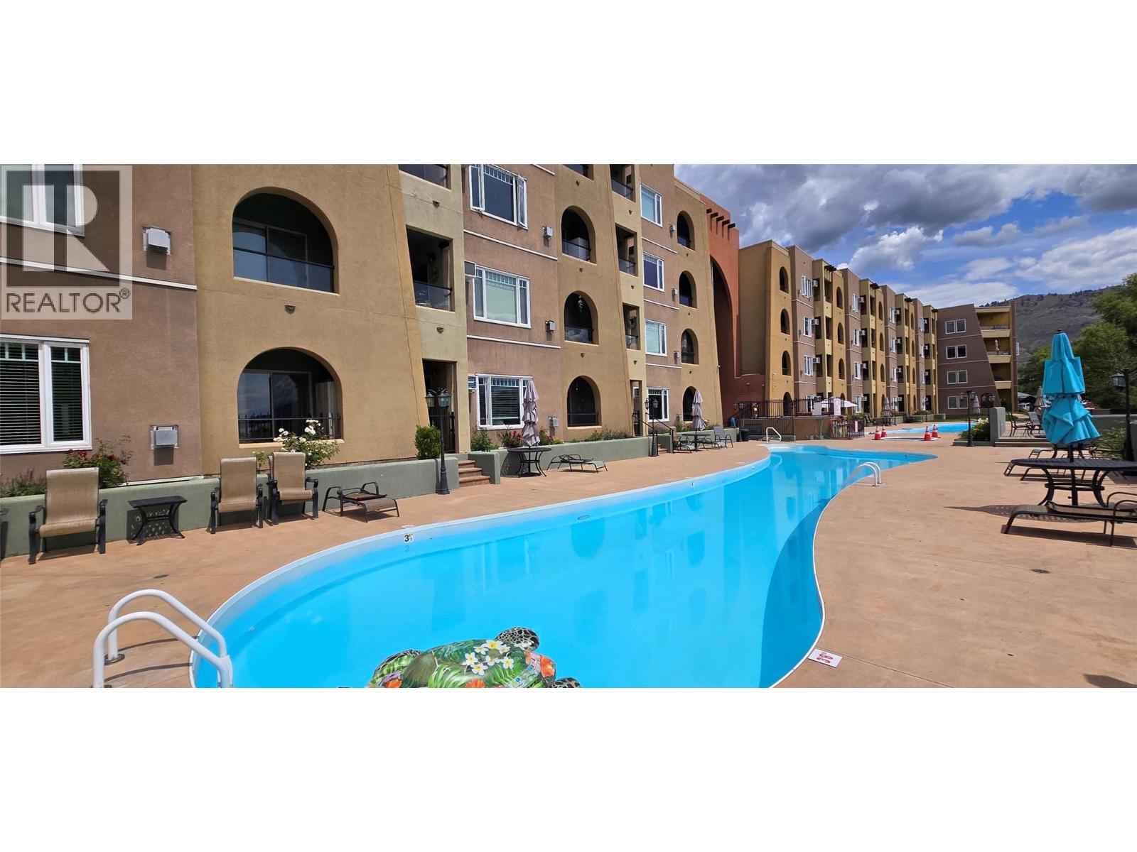 15 Solana Key Court Unit# 108
