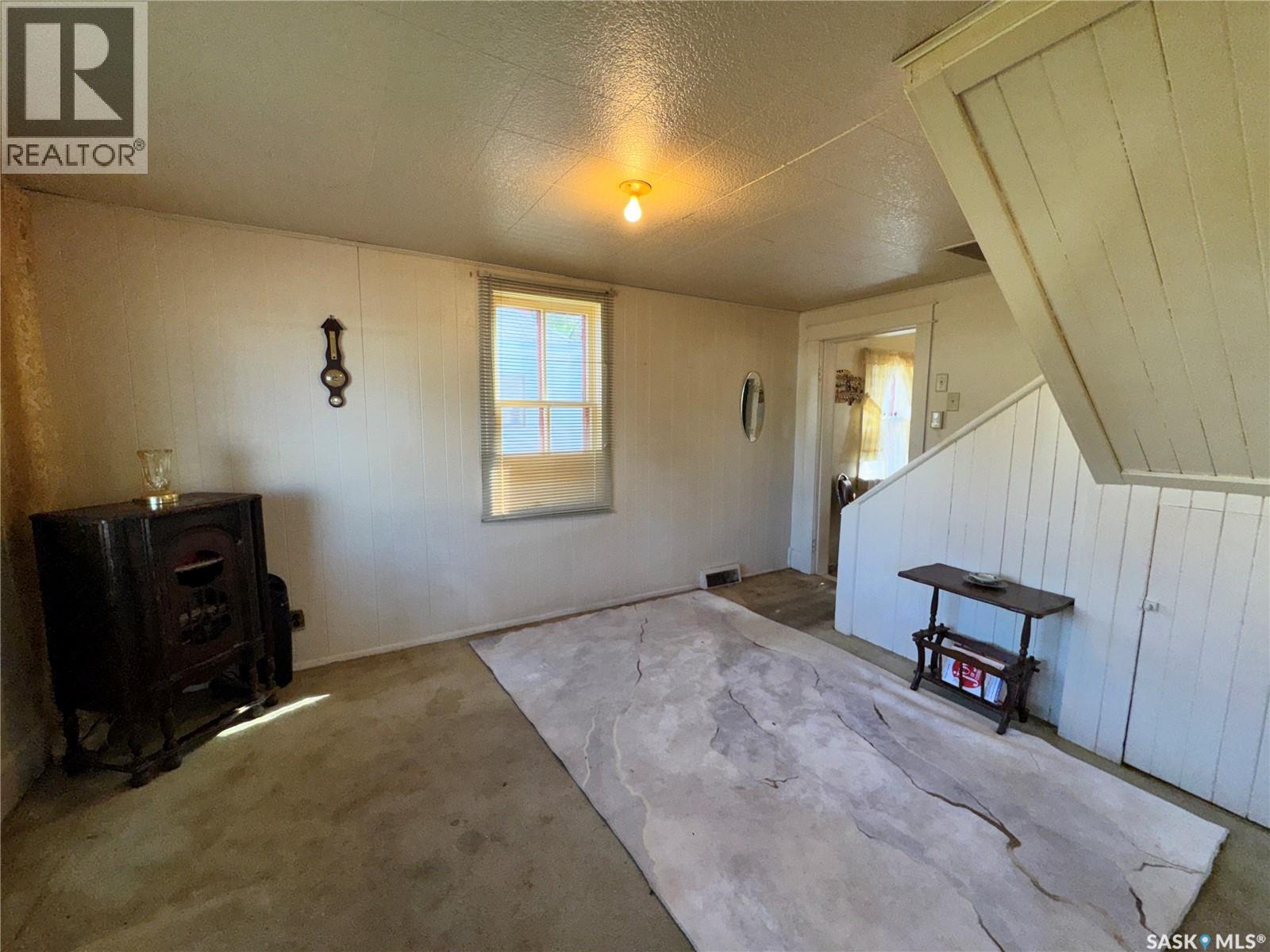 414 4th Avenue E, Biggar, Saskatchewan  S0K 0M0 - Photo 9 - SK050163