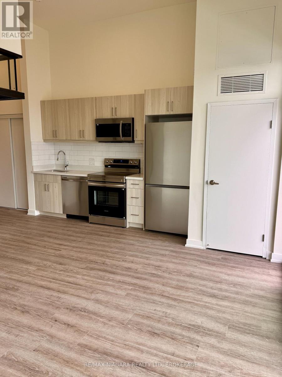 128 - 350 Prince Charles Drive, Welland, Ontario  L3C 7B3 - Photo 5 - X13855258