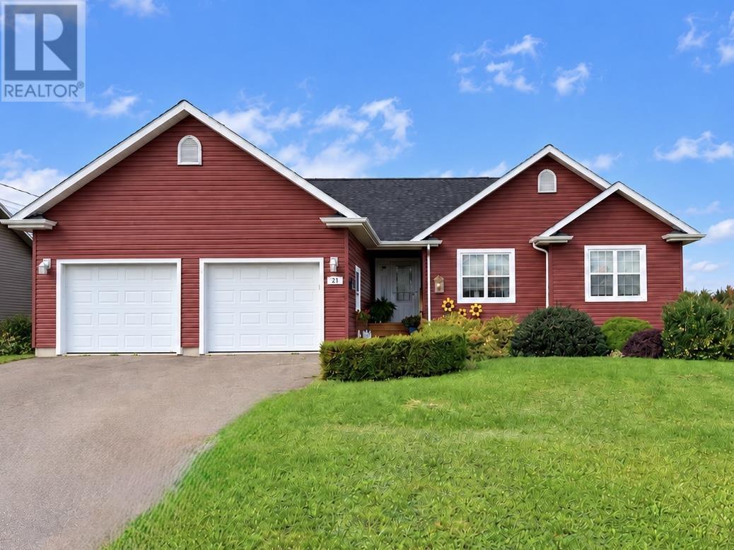 21 Hillside Meadows Drive, Cornwall, Prince Edward Island  C0A 1H4 - Photo 1 - 202624973