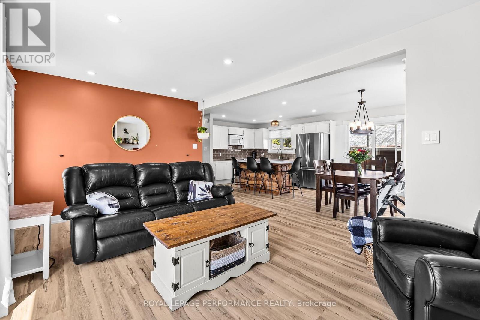 1897 Champlain Road, Clarence-Rockland, Ontario  K0A 1N0 - Photo 5 - X13855766