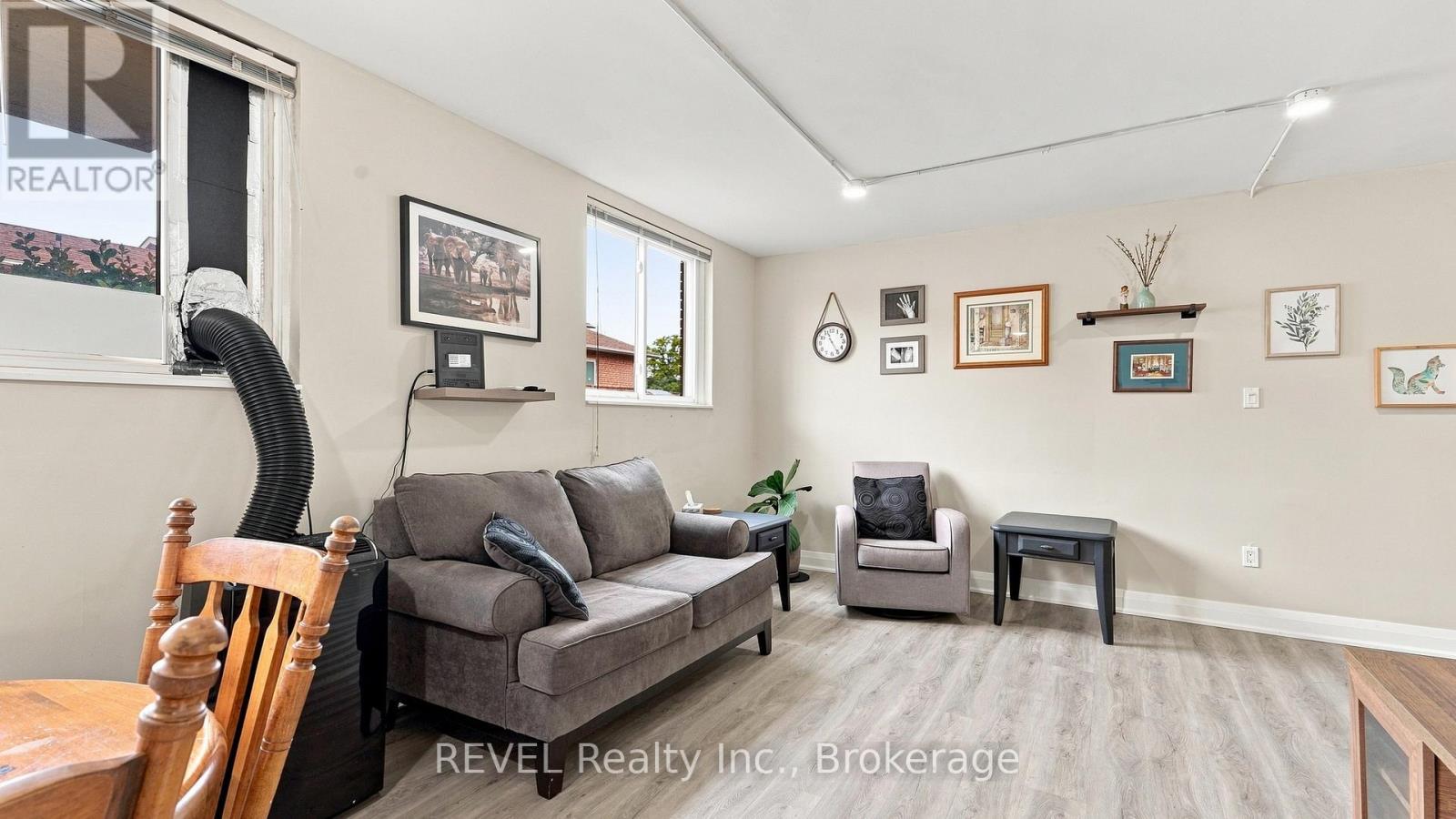 3 - 450 Carlton Street, St. Catharines, Ontario  L2M 4X1 - Photo 6 - X13855896