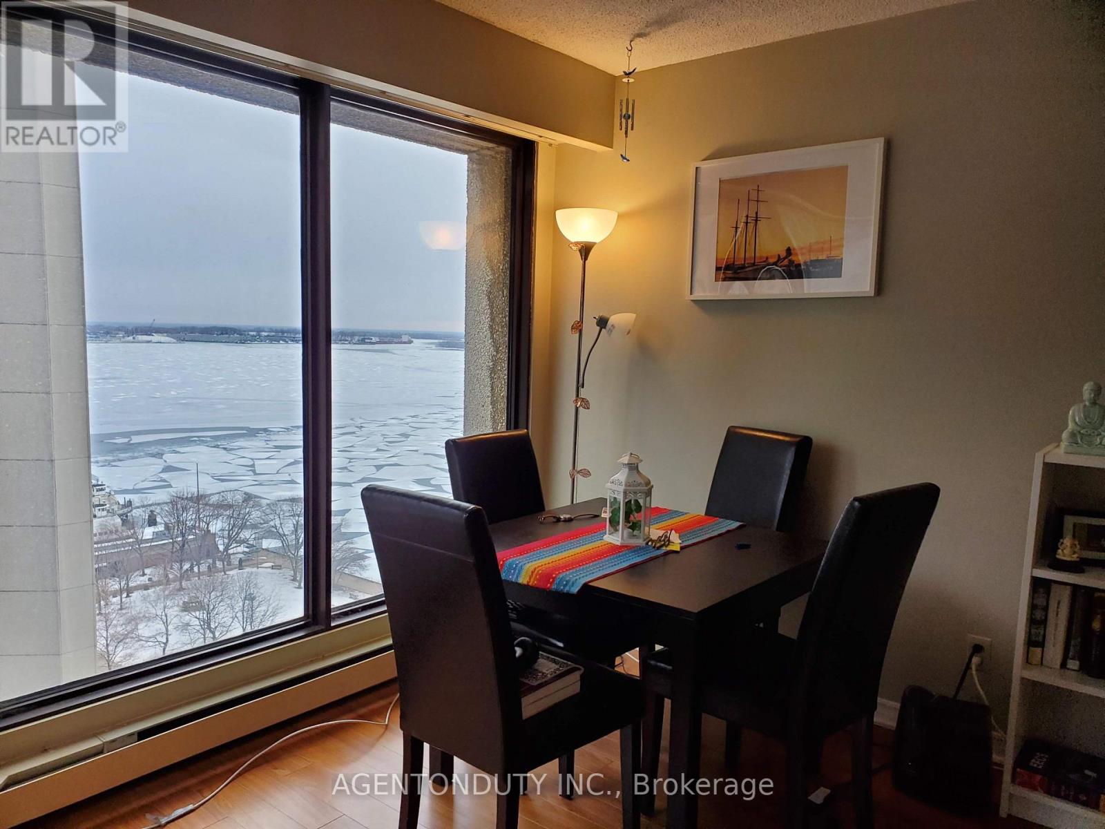 1605 - 65 Harbour Square, Toronto, Ontario  M5J 2L4 - Photo 8 - C13855814