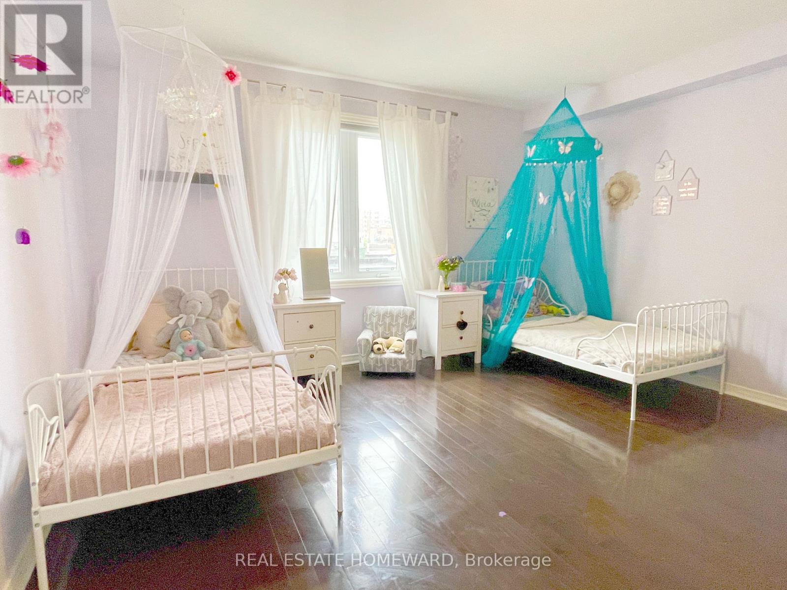 287 Kingswood Road, Toronto, Ontario  M4E 3N8 - Photo 10 - E13855794