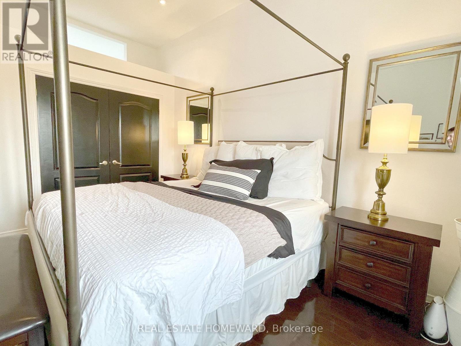 287 Kingswood Road, Toronto, Ontario  M4E 3N8 - Photo 16 - E13855794