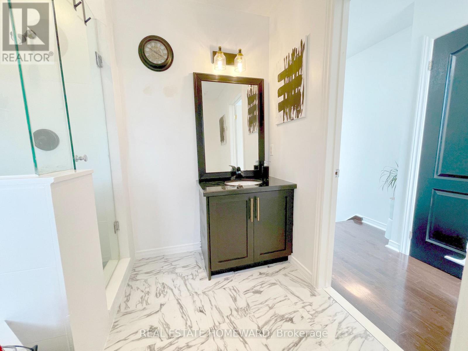 287 Kingswood Road, Toronto, Ontario  M4E 3N8 - Photo 21 - E13855794