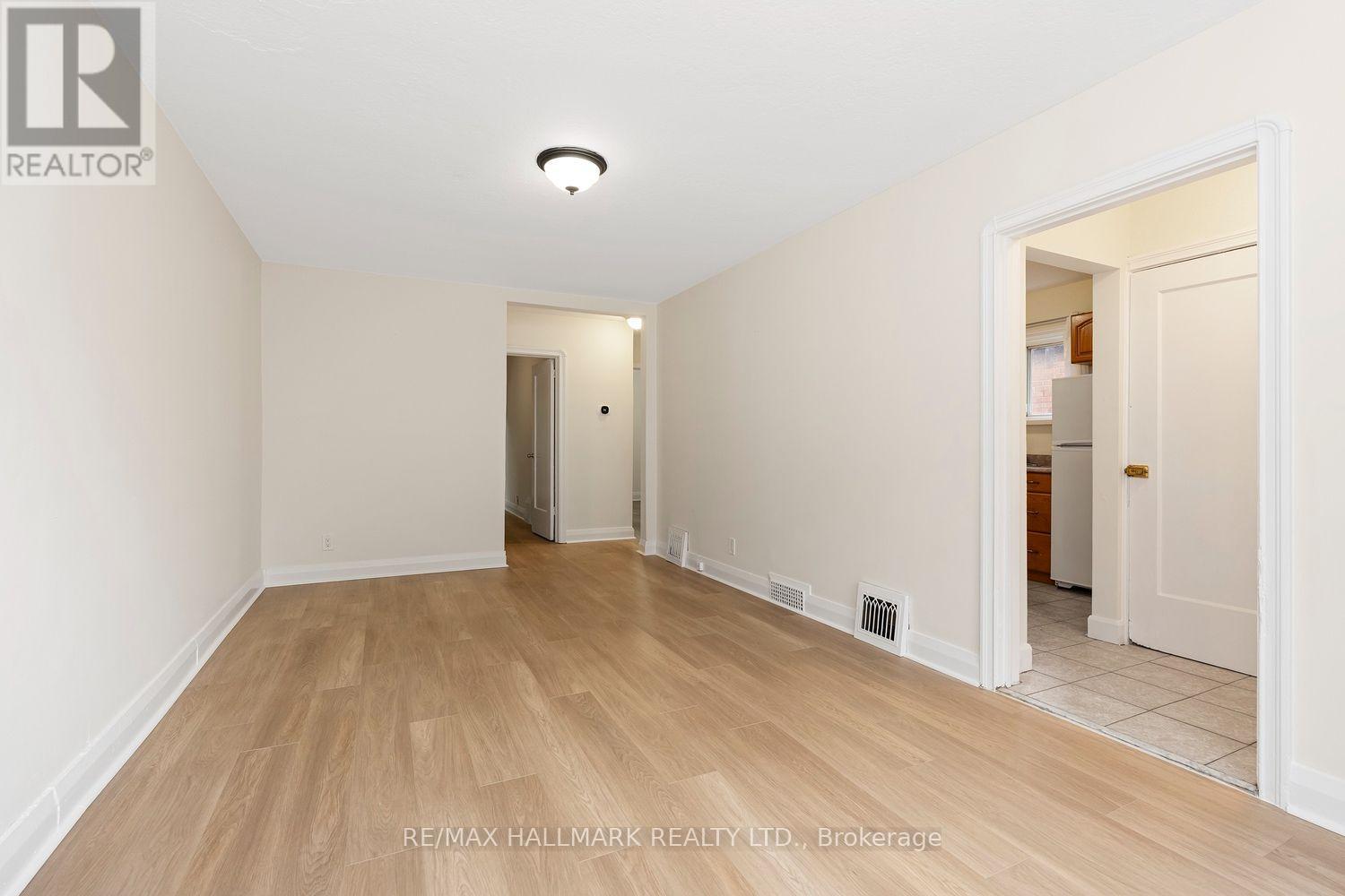 31 Thora Avenue, Toronto, Ontario  M1L 2P7 - Photo 15 - E13855862