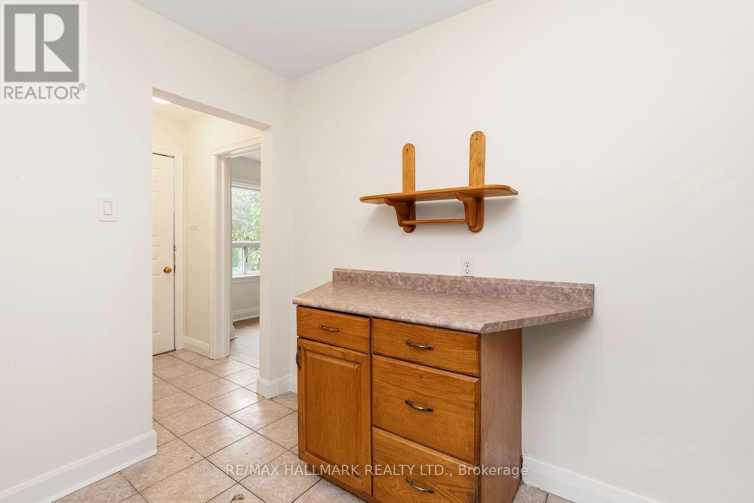 31 Thora Avenue, Toronto, Ontario  M1L 2P7 - Photo 19 - E13855862