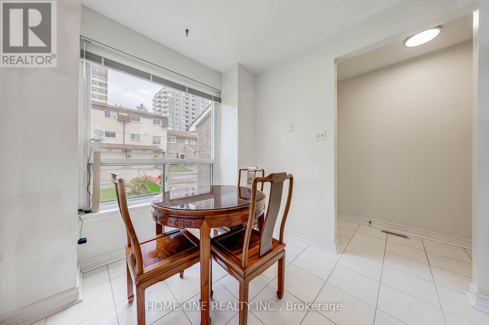 39 - 44 Chester Le Boulevard, Toronto, Ontario  M1W 2M8 - Photo 18 - E13855904