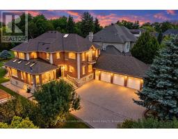 18 YONGEVIEW AVENUE, Richmond Hill, Ontario