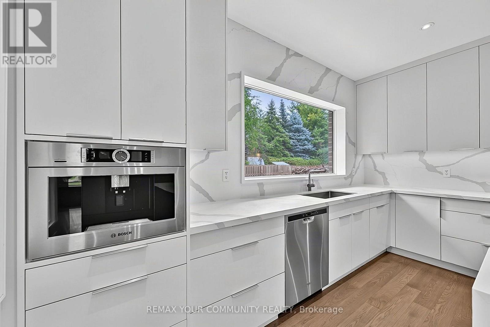 2512 Line 9, Bradford West Gwillimbury, Ontario  L3Z 3T3 - Photo 13 - N13855884