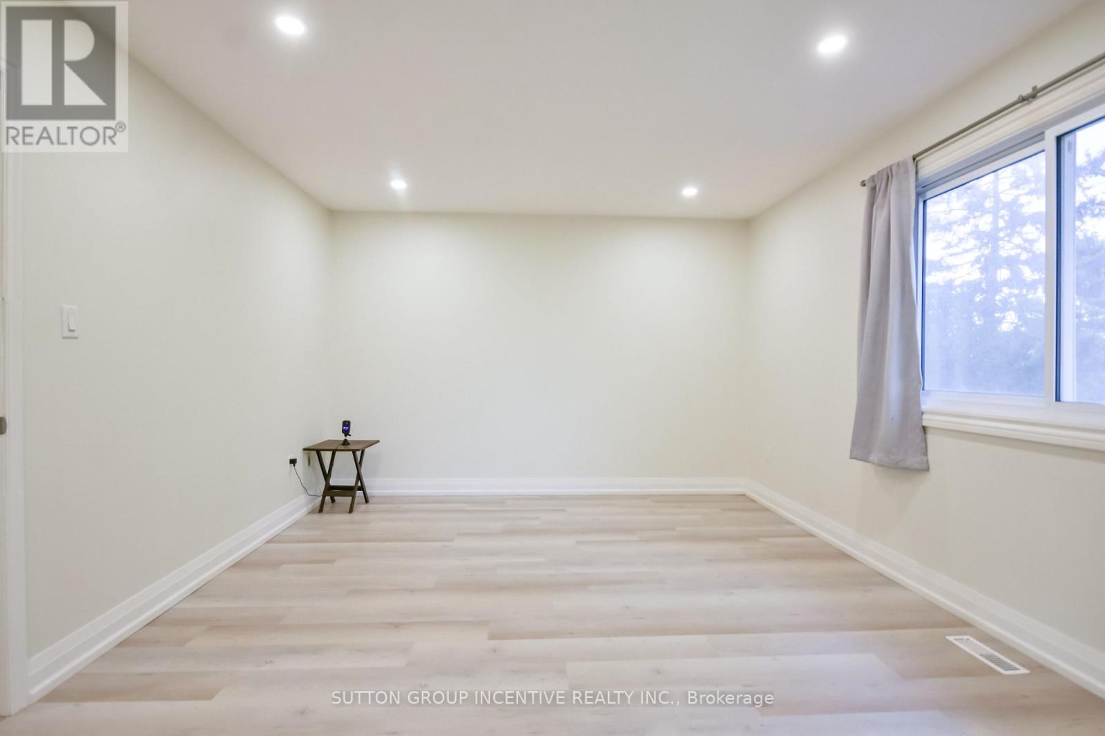 33b Cundles Road E, Barrie, Ontario  L4M 2Z6 - Photo 28 - S13855748