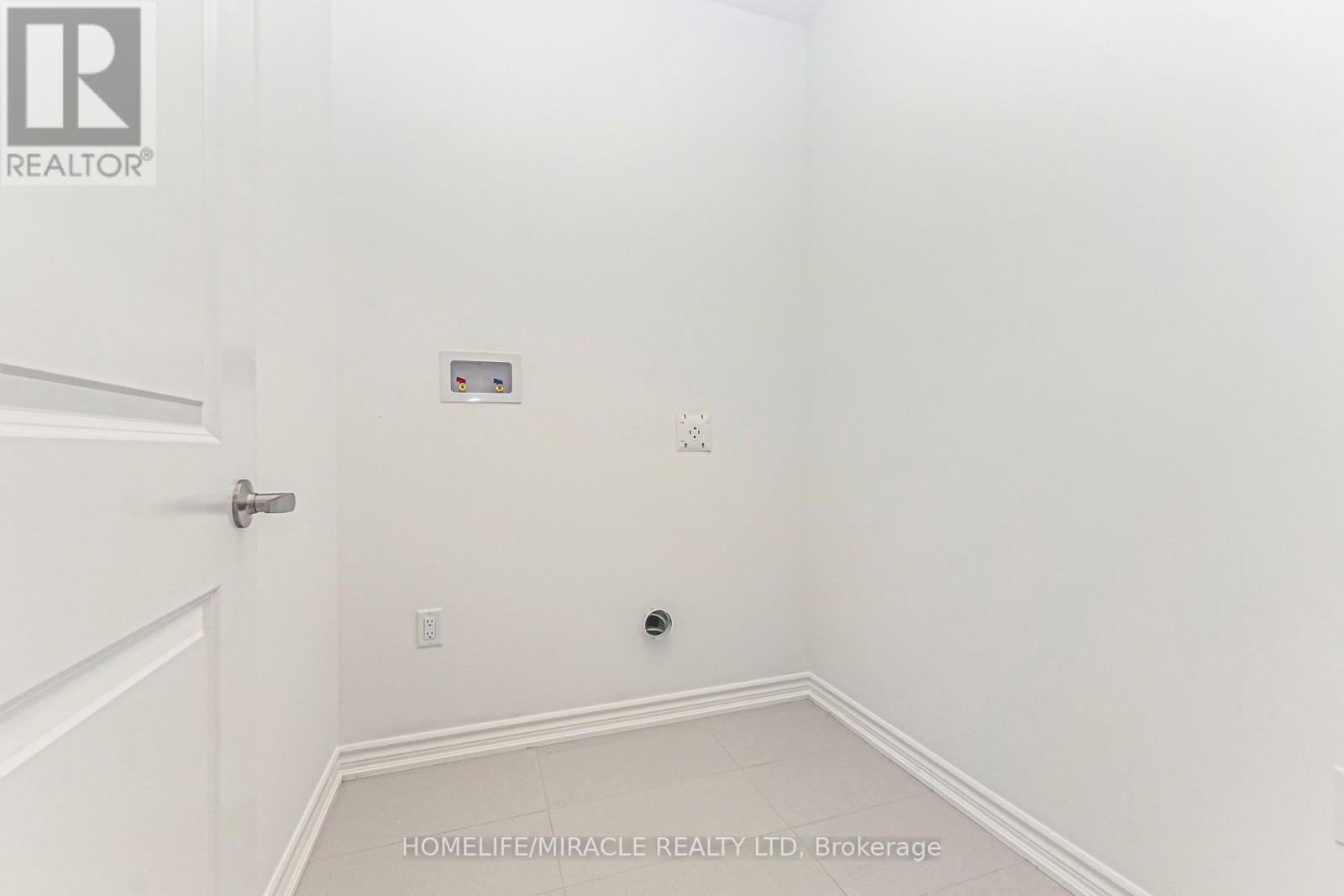 54 Gretzky Avenue, Barrie, Ontario  L9J 1A8 - Photo 34 - S13855914