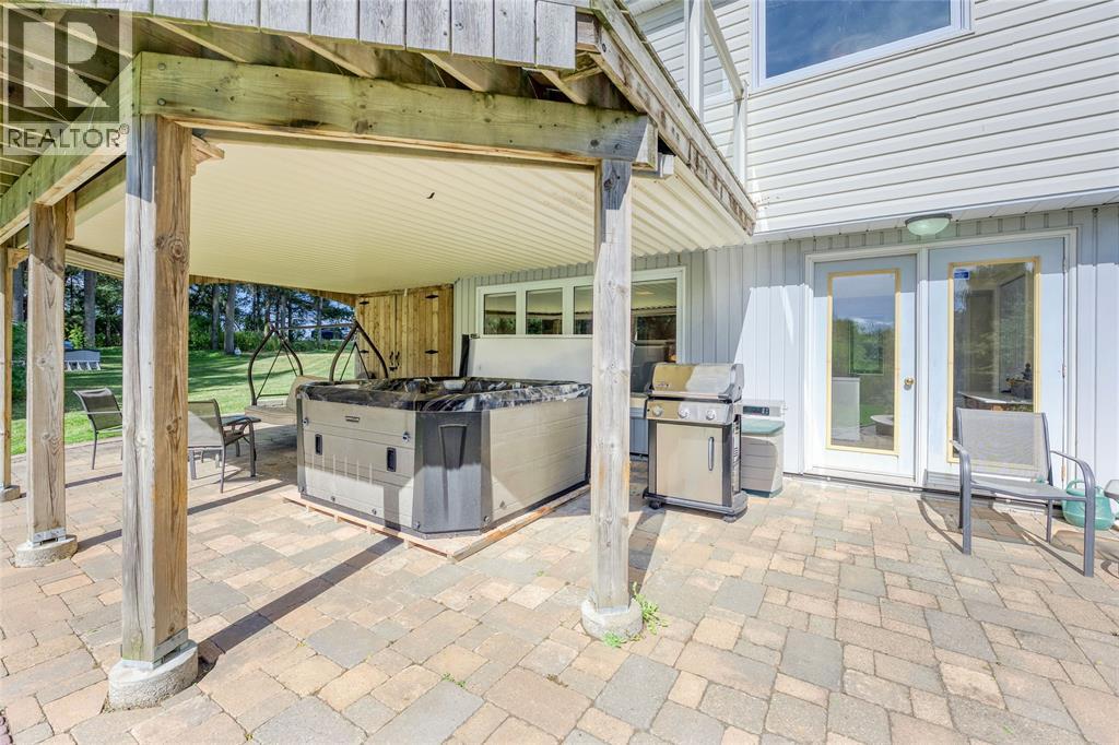 6593 Hickory Creek Line, Warwick-Watford, Ontario  N0N 1J4 - Photo 8 - 26024056