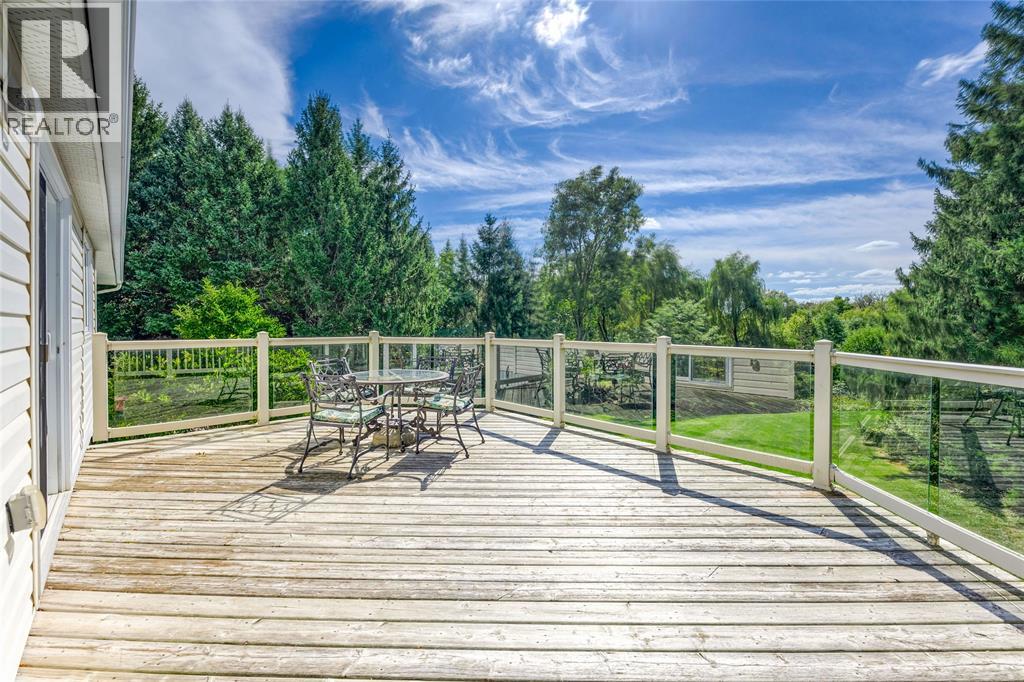 6593 Hickory Creek Line, Warwick-Watford, Ontario  N0N 1J4 - Photo 12 - 26024056