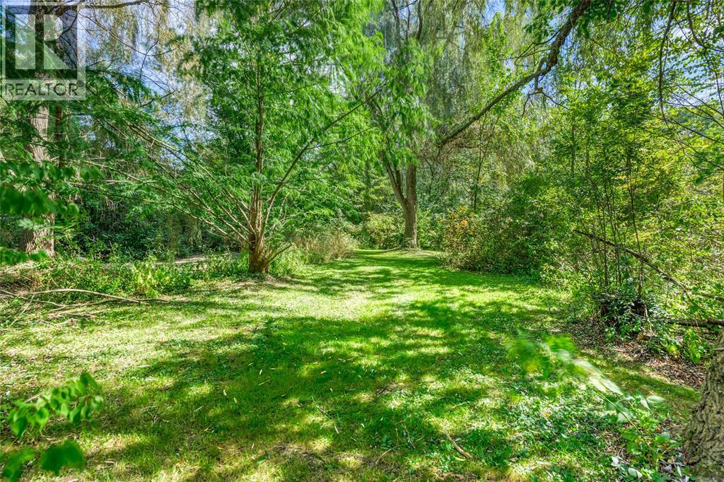 6593 Hickory Creek Line, Warwick-Watford, Ontario  N0N 1J4 - Photo 22 - 26024056
