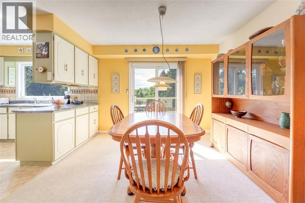 6593 Hickory Creek Line, Warwick-Watford, Ontario  N0N 1J4 - Photo 30 - 26024056