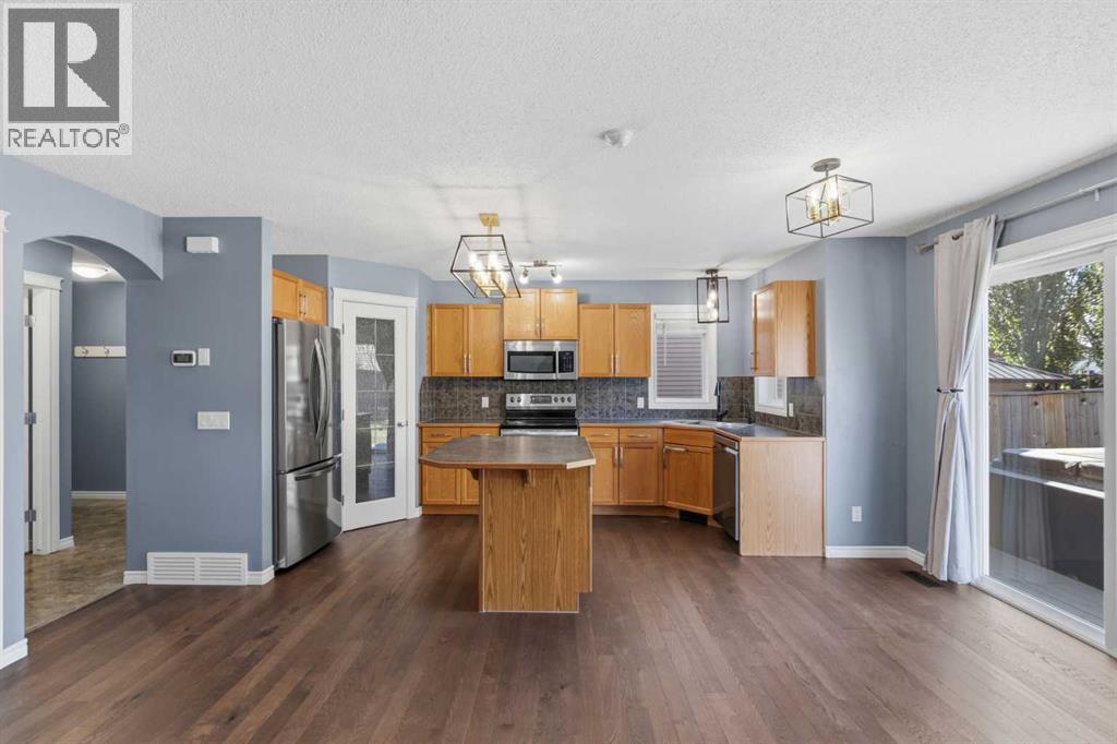 344 Sagewood Place SW, Airdrie, Alberta  T4B 3M8 - Photo 16 - A2349838