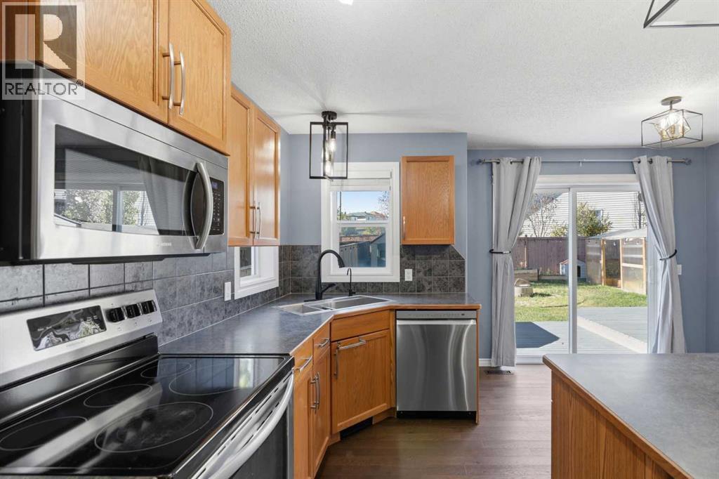 344 Sagewood Place SW, Airdrie, Alberta  T4B 3M8 - Photo 20 - A2349838