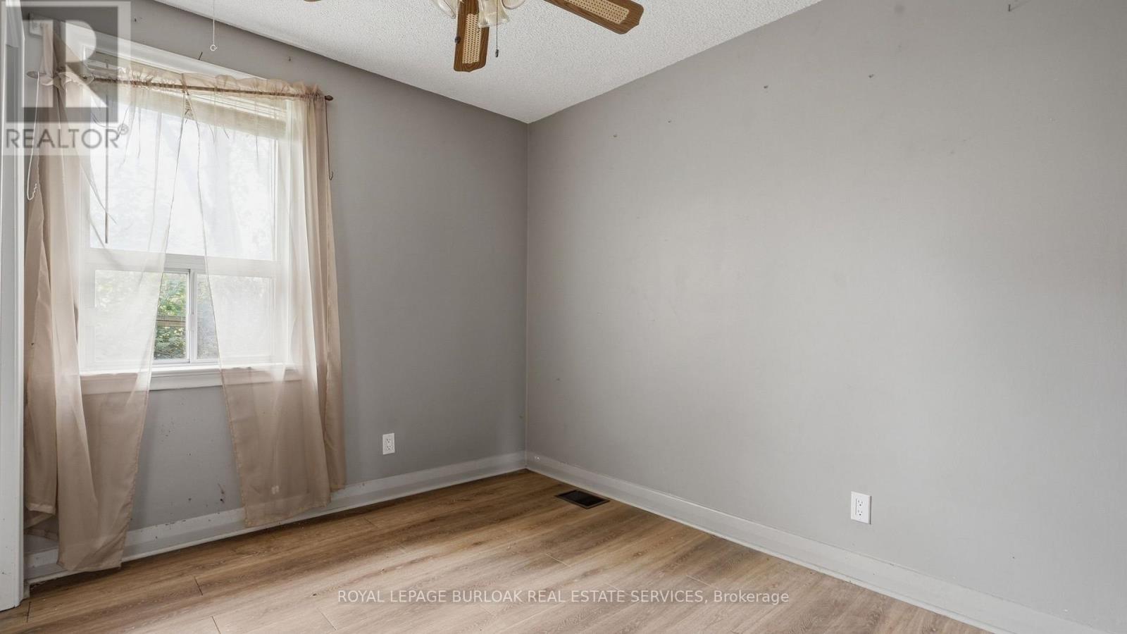 57 Lambton Avenue, Toronto, Ontario  M6N 2S3 - Photo 12 - W13855650