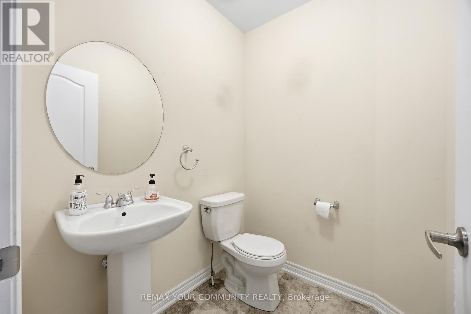 90 Sky Harbour Drive, Brampton, Ontario  L6Y 0V3 - Photo 9 - W13855676