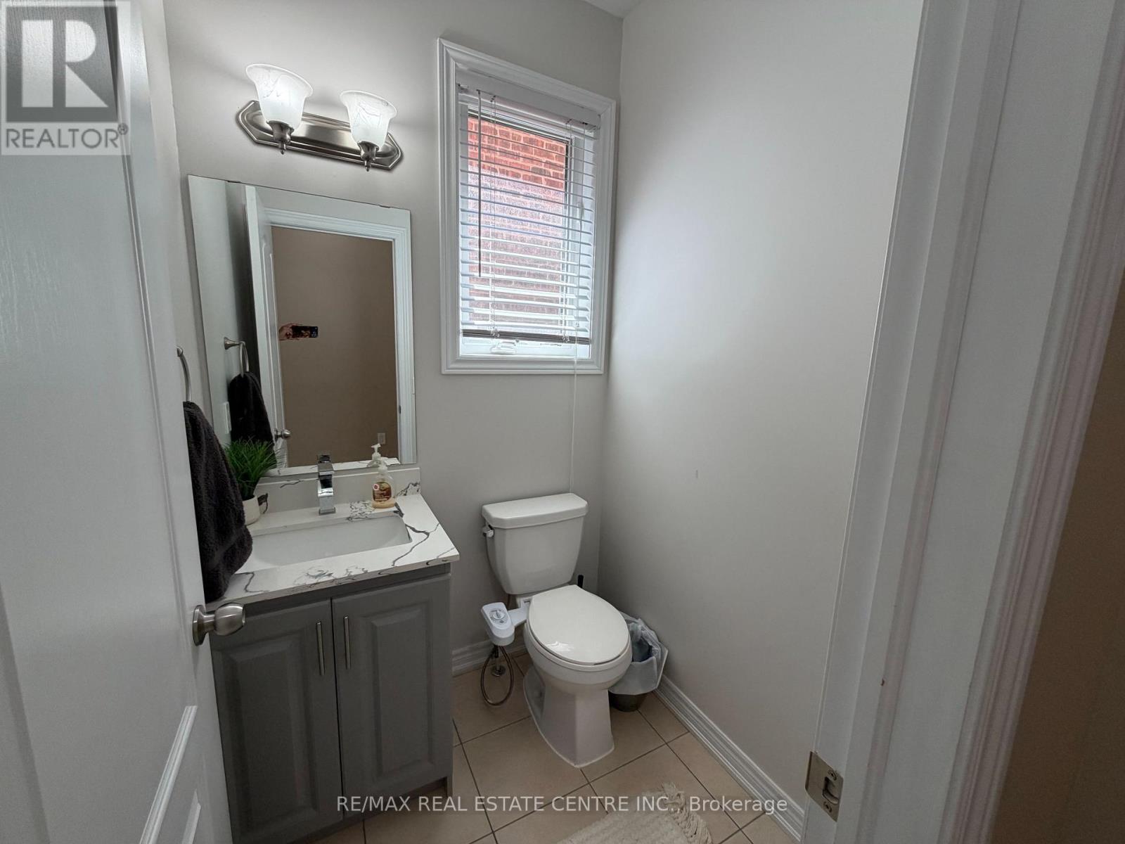 14 Twistleton Street, Caledon, Ontario  L7C 3V6 - Photo 10 - W13855746
