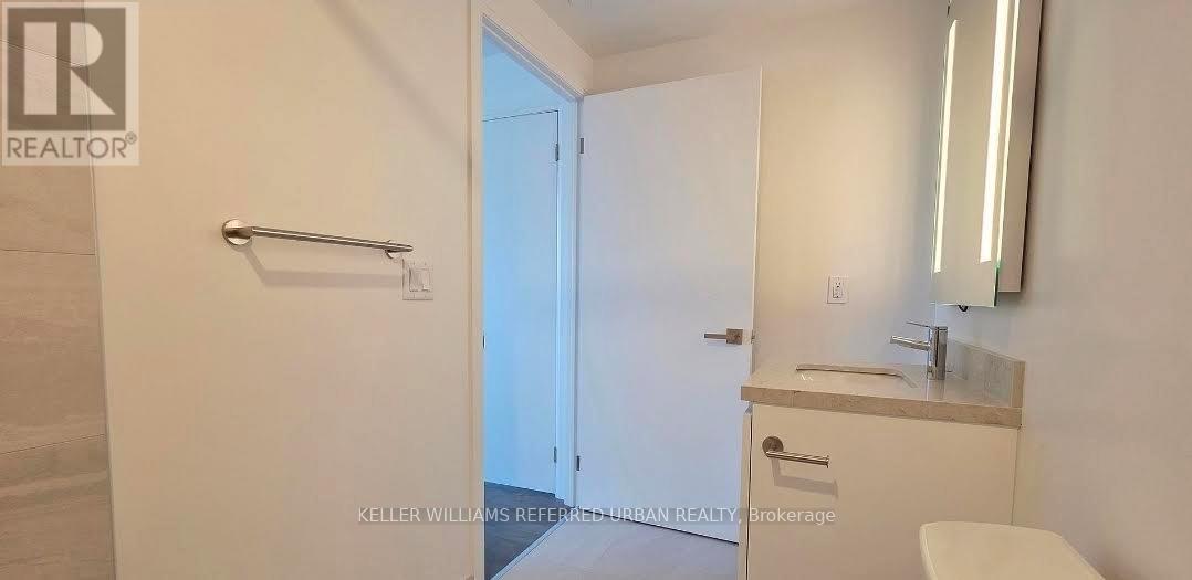 2405 - 4015 The Exchange Drive, Mississauga, Ontario  L5B 1M7 - Photo 9 - W13855782
