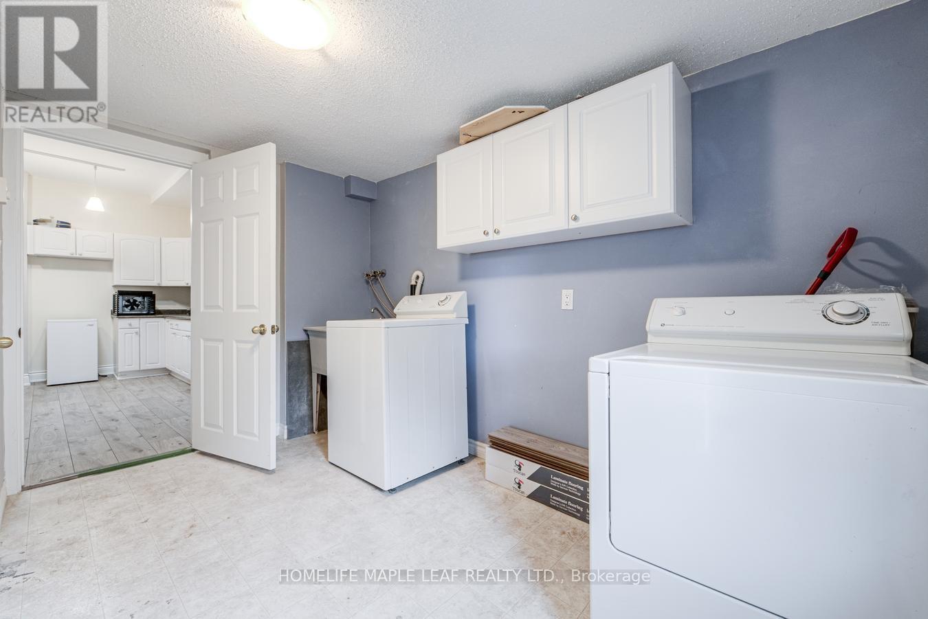 12 Adamson Street N, Halton Hills, Ontario  L0P 0A2 - Photo 44 - W13855870