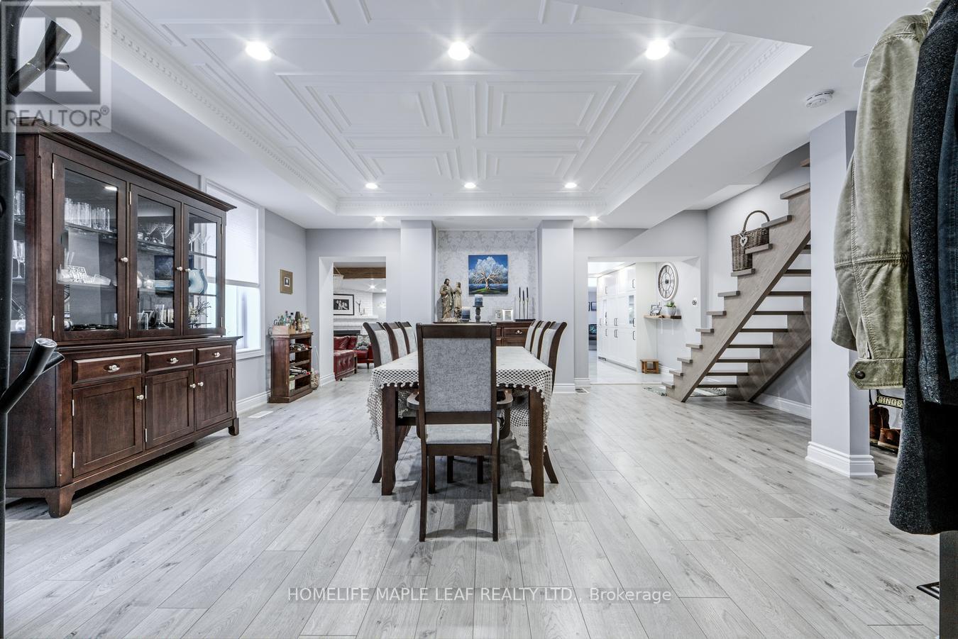 12 Adamson Street N, Halton Hills, Ontario  L0P 0A2 - Photo 6 - W13855870