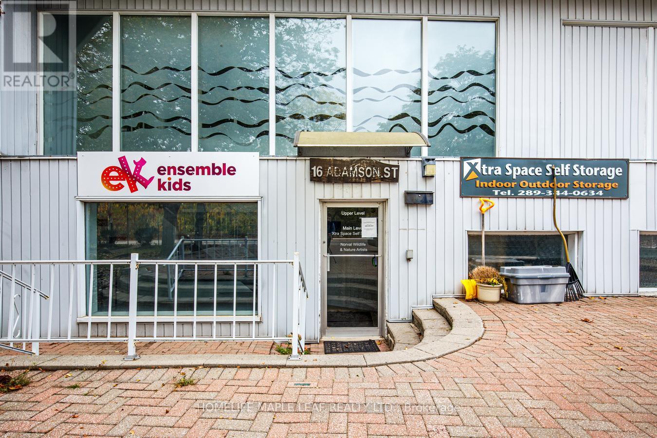16 Adamson Street, Halton Hills, Ontario  L0P 1K0 - Photo 10 - W13855876