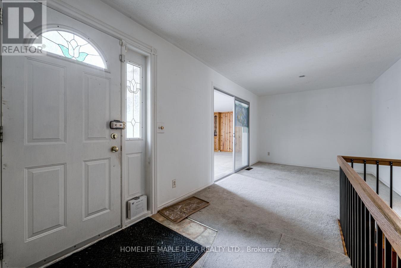 18 Adamson Street S, Halton Hills, Ontario  L0P 1K0 - Photo 5 - W13855888