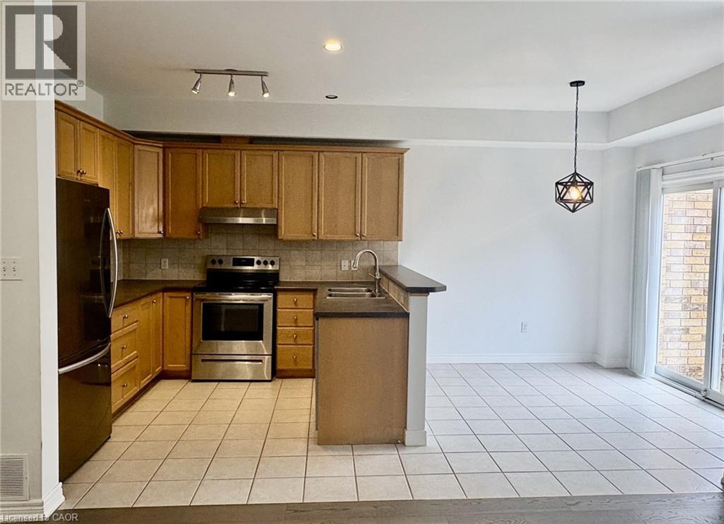 5325 Applegarth Drive, Burlington, Ontario  L7L 6V3 - Photo 10 - 40867817