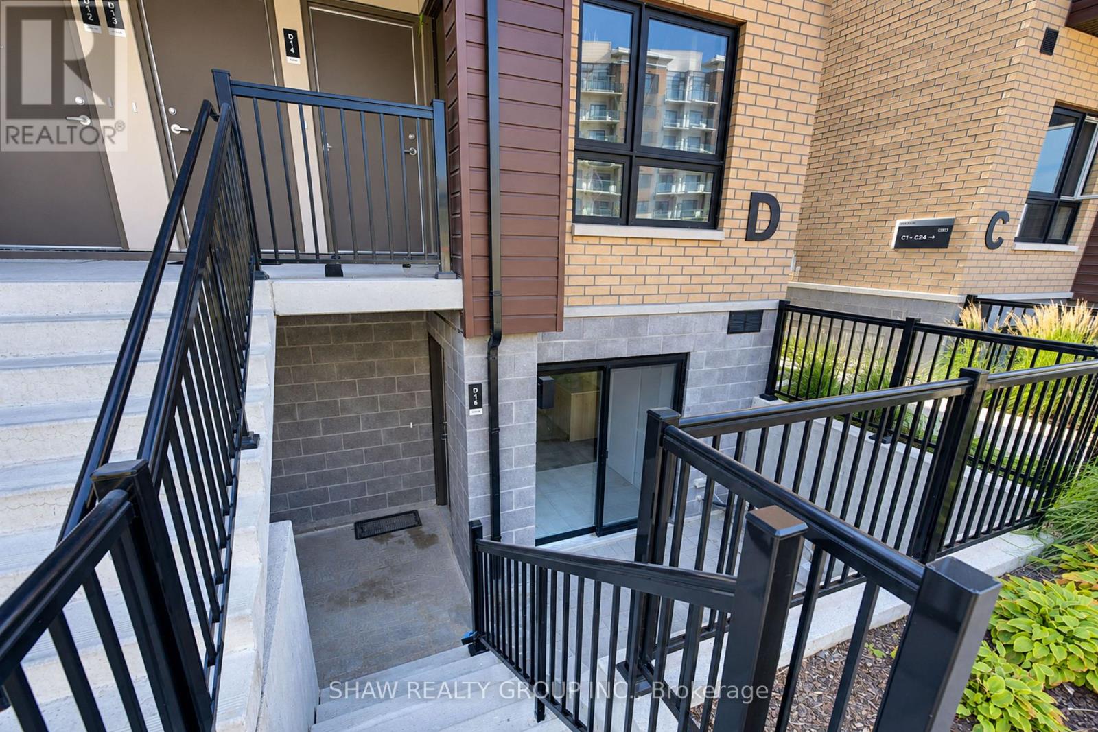 D16 - 10 Palace Street, Kitchener, Ontario  N2E 0J3 - Photo 4 - X13855834
