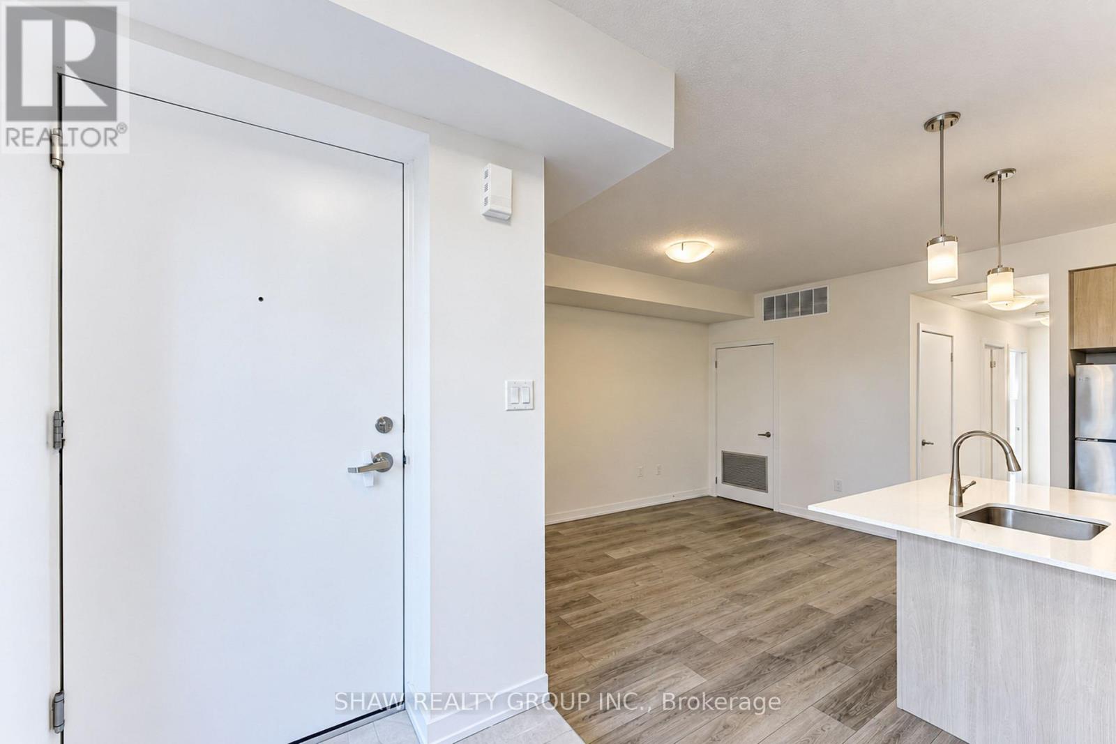 D16 - 10 Palace Street, Kitchener, Ontario  N2E 0J3 - Photo 9 - X13855834