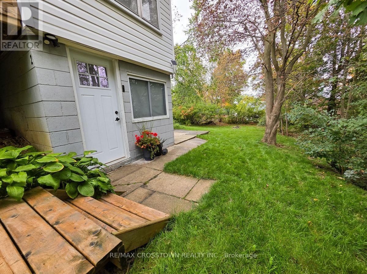 64 Bleeker Street, Orillia, Ontario  L3V 5Z2 - Photo 3 - S13819926