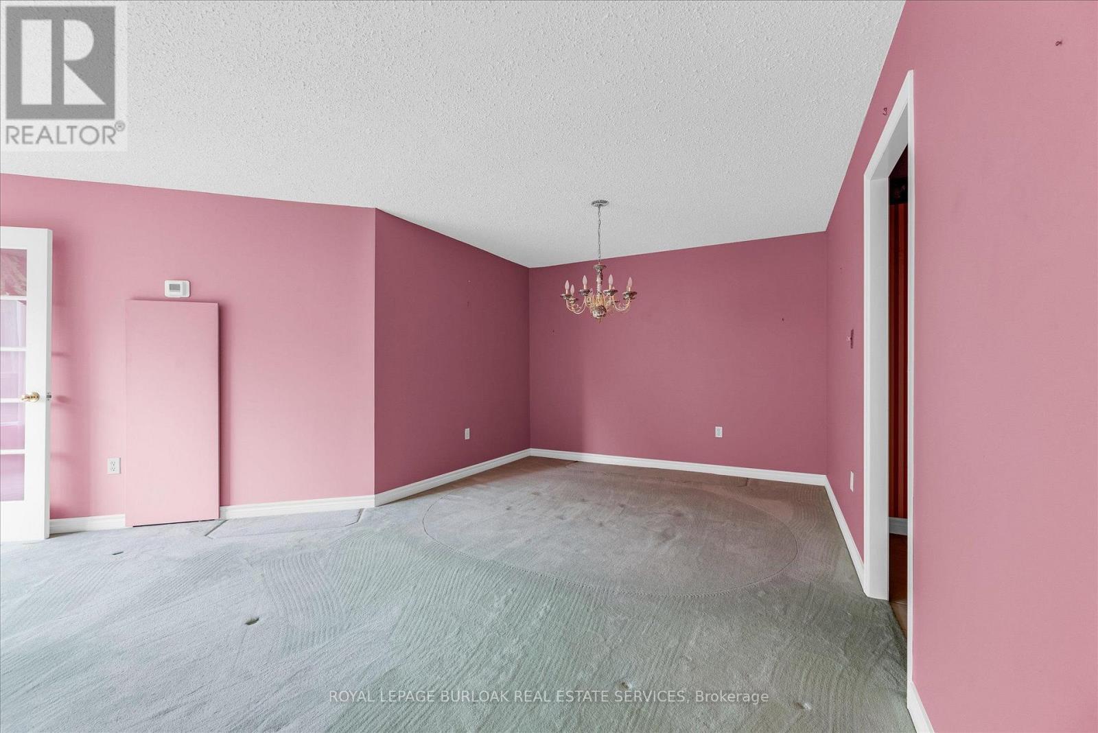 404 - 2121 Lakeshore Road, Burlington, Ontario  L7R 1C9 - Photo 2 - W13851194