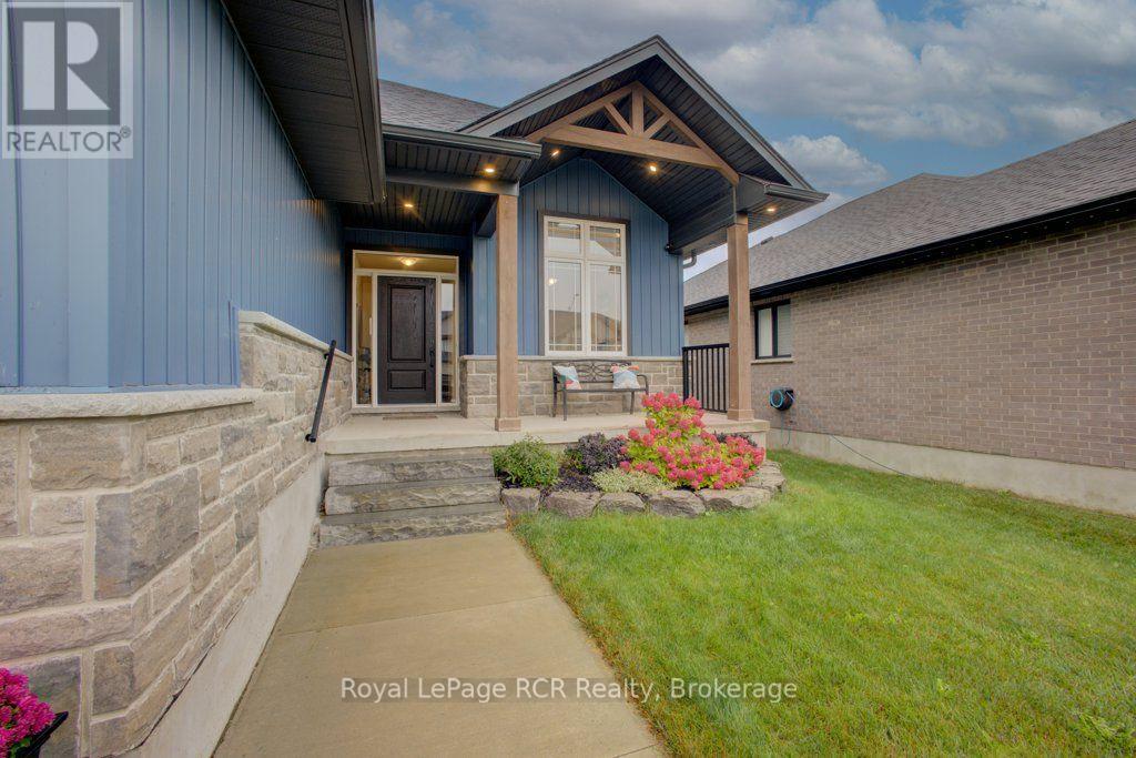 137 Walsh Street, Wellington North, Ontario  N0G 1A0 - Photo 3 - X13855368