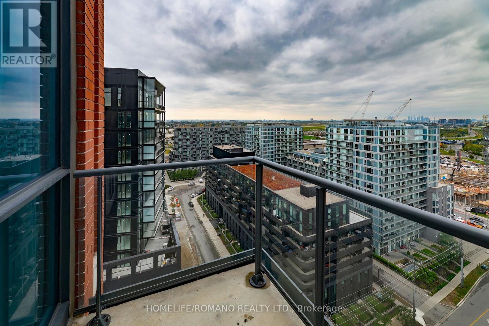 1602 - 31 Tippett Road, Toronto, Ontario  M3H 0C8 - Photo 18 - C13855414