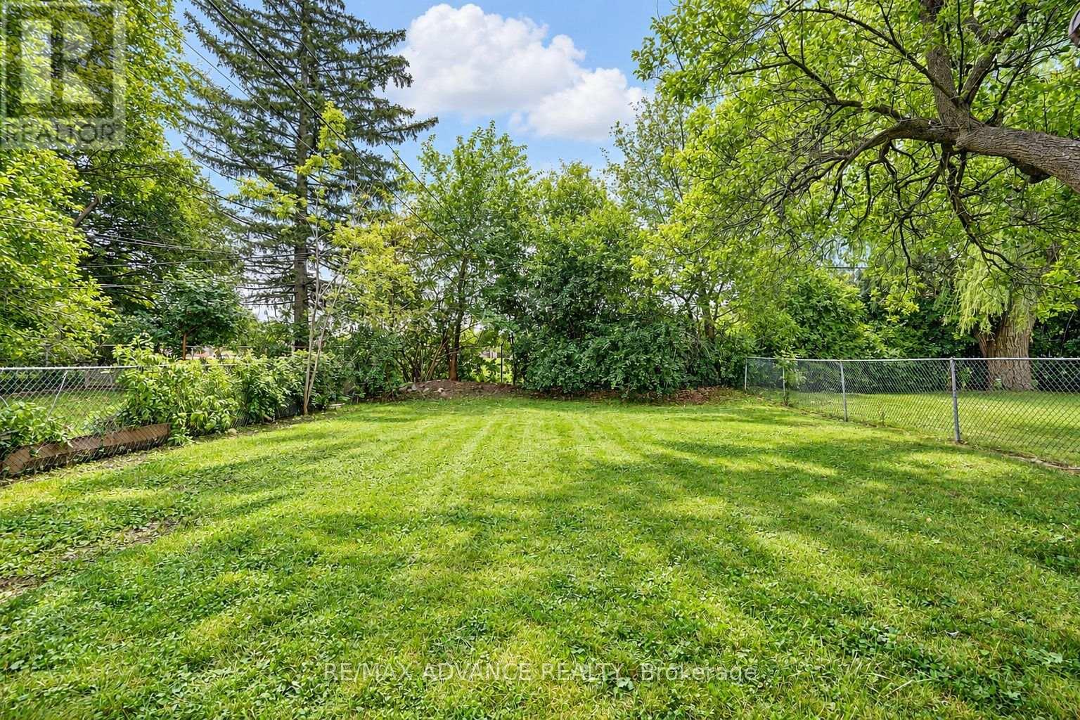 39 Janet Boulevard, Toronto, Ontario  M1R 1H7 - Photo 45 - E13855092