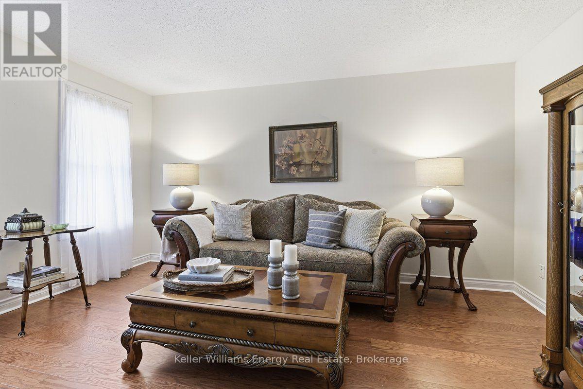 602 Carlisle Street, Cobourg, Ontario  K9A 1X6 - Photo 4 - X13855992