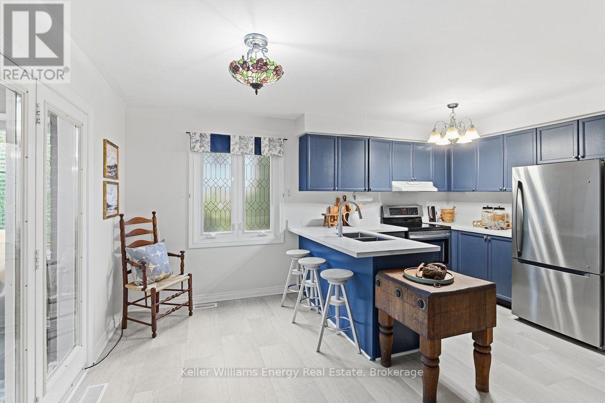 602 Carlisle Street, Cobourg, Ontario  K9A 1X6 - Photo 9 - X13855992