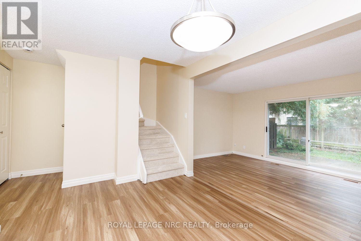 50 Lakeshore Rd Unit 44 Road, St. Catharines, Ontario  L2N 6P8 - Photo 10 - X13052434