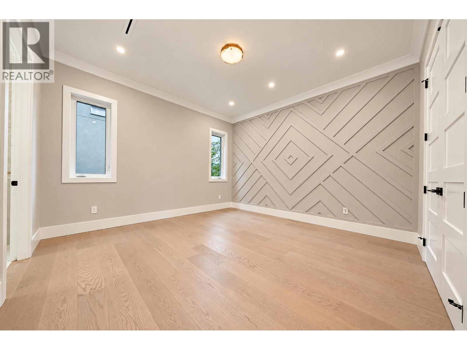 1170 TUXEDO DRIVE