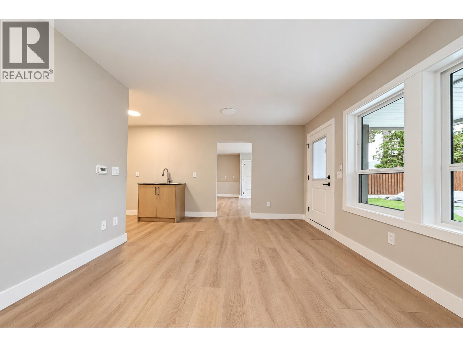 1170 TUXEDO DRIVE