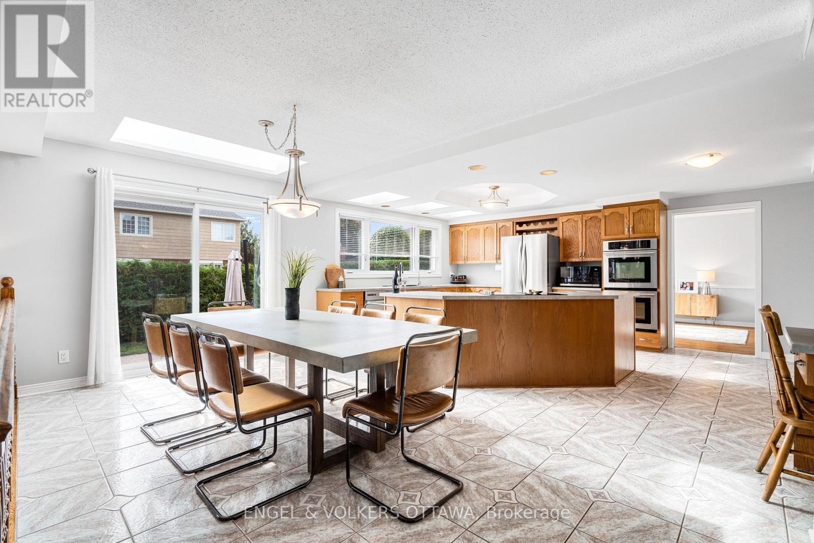 6 Holly Ridge, Ottawa, Ontario  K2S 1C9 - Photo 13 - X13855998